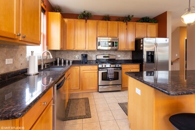 26428 Rustling Birch Way, Plainfield, IL 60585 - photo 5