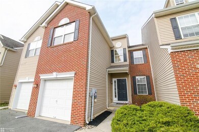 5562 Spring Ridge Dr W, Macungie, PA 18062 - photo 2