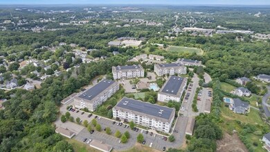 Wellington Crossing unit 409, Waltham, MA 02452 - photo 3