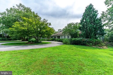 12066 Wetherfield Ln, Potomac, MD 20854 - photo 6