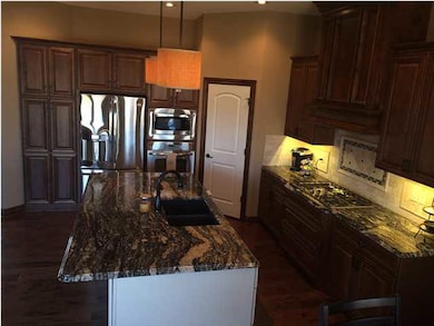 Granite Countertops. Soft Close Cabinet Doors