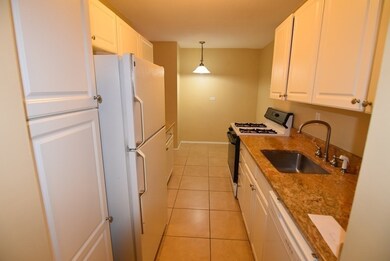 9 Hawthorne Place unit 6M, Boston, MA 02114 - photo 5