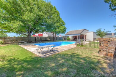 3126 S 101st East Ave unit 202, Tulsa, OK 74146 - photo 3