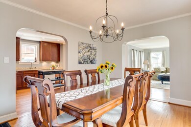 1ParkwayDr-115