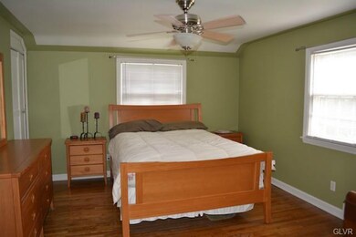 2430 W Highland St, Allentown, PA 18104 - photo 7