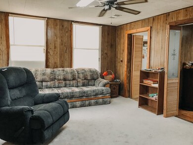 2521 Live Oak Ave, Bay City, TX 77414 - photo 3