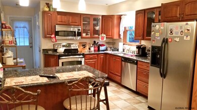 8 Briar Ave, Albany, NY 12203 - photo 5