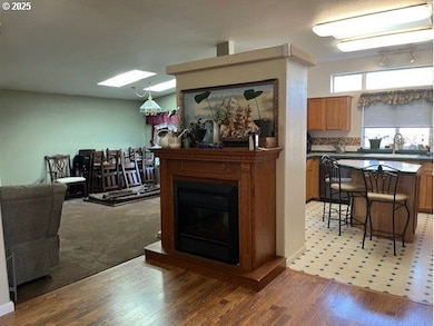 33399 NW Ej Smith Rd, Scappoose, OR 97056 - photo 2