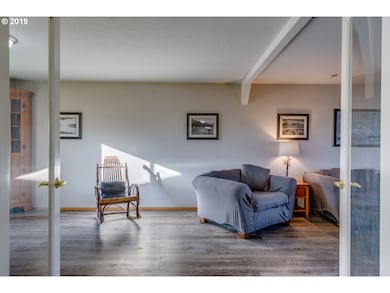 2250 Baines Blvd, Hubbard, OR 97032 - photo 7