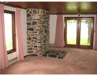 Den/Family/Great Room. Family room...