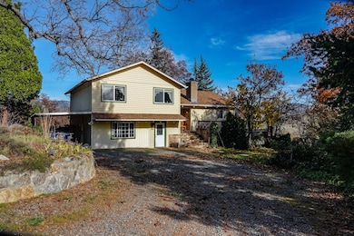 9945 N State Highway 3, Fort Jones, CA 96032 - photo 2