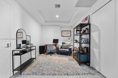 55 SW 9th St unit 2305, Miami, FL 33130 - photo 6