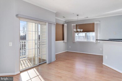 2607 Chapel Lake Dr unit 305, Gambrills, MD 21054 - photo 5