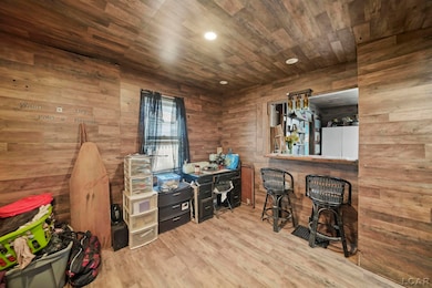 719 E Butler St, Adrian, MI 49221 - photo 6