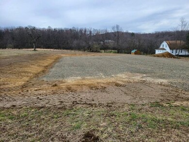 153 Shuster Hollow Rd, Leechburg, PA 15656 - photo 5