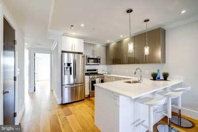 530 Irving St NW unit 2, Washington, DC 20010 - photo 3