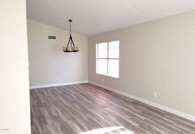 3Frontroom1