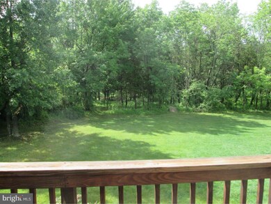 1224 Hunter Ln, Perkiomenville, PA 18074 - photo 4