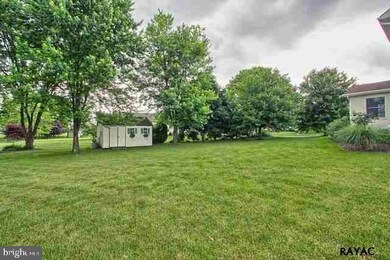 117 Wheaton Dr unit 119, Littlestown, PA 17340 - photo 2