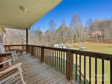 70 Pierce Elders Rd, Whittier, NC 28789 - photo 3