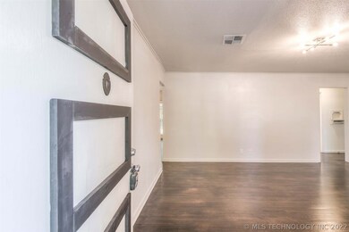 1637 S Ash Place, Broken Arrow, OK 74012 - photo 6