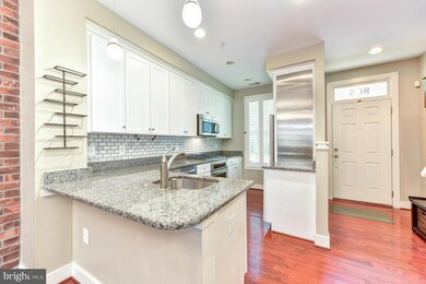 806 Madison St, Alexandria, VA 22314 - photo 5