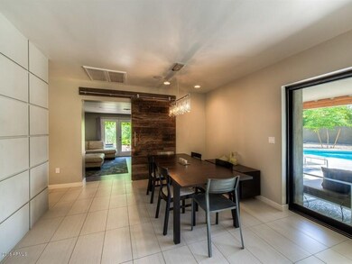 006_Dining Room