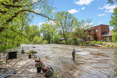21-166SwingingBridge_24052018