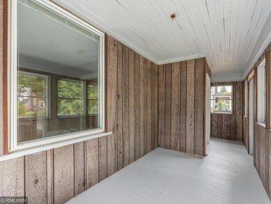 4632 1st Ave Minneapolis MN 55419 USA-004-004-Firs