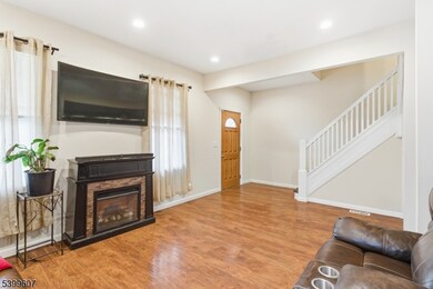 11 Meade St, West Orange, NJ 07052 - photo 5