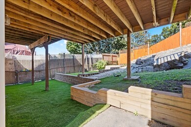 8 Windsor Ave unit 1, Lynn, MA 01902 - photo 4