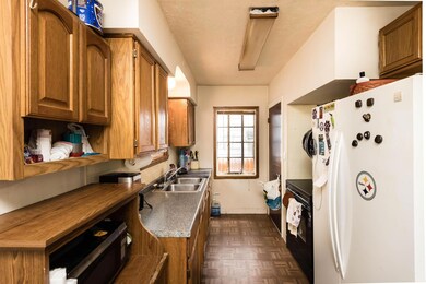 202 Haldy Ave-07