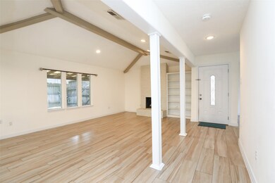 14118 Saddlebend Dr, Houston, TX 77070 - photo 5