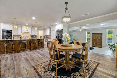 1005 Edgecliff Dr, Bedford, TX 76022 - photo 7