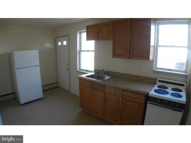 431 N 2nd St unit REAR, Allentown, PA 18102 - photo 4