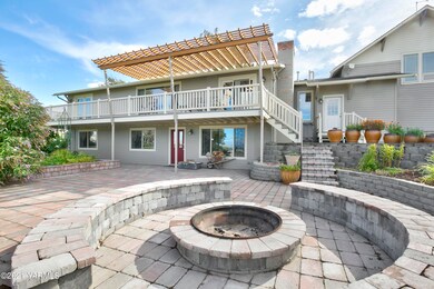 Back patio fire pit