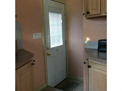 37 Graybar Rd, Warwick, RI 02888 - photo 6