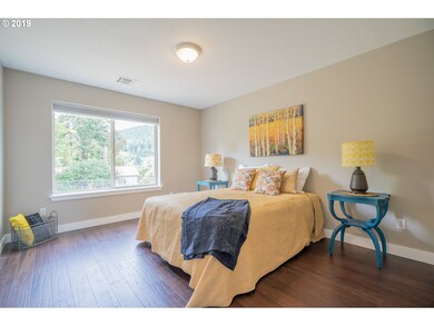 Bedroom, Primary