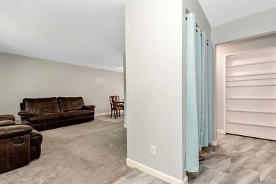 3-Foyer