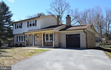 902 Clydesdale Dr, Bear, DE 19701 - photo 2