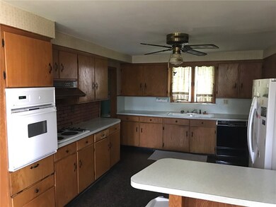 30 Joslin St, North Providence, RI 02911 - photo 3