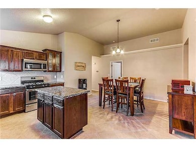 14290 Desert Point Dr, El Paso, TX 79928 - photo 7