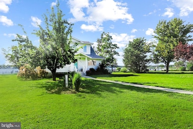 1212 Hayes Rd, Shady Side, MD 20764 - photo 2