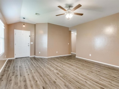 5632 Dunlin Rd, Oklahoma City, OK 73179 - photo 3