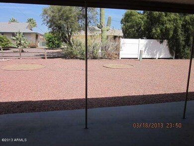 9910 W Coggins Dr, Sun City, AZ 85351 - photo 5