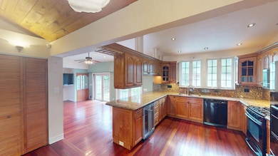 2016 Fogarty Ave, Key West, FL 33040 - photo 7