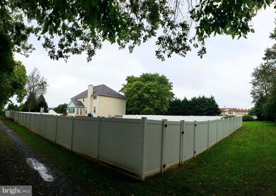 711 Apple Cross Rd, Harpers Ferry, WV 25425 - photo 4