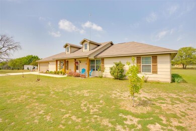 128 Blue Moon Ct, Springtown, TX 76082 - photo 2