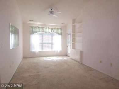 9221 Groffs Mill Dr unit 9221, Owings Mills, MD 21117 - photo 3