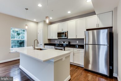 6327 Barnett Ave, Eldersburg, MD 21784 - photo 4